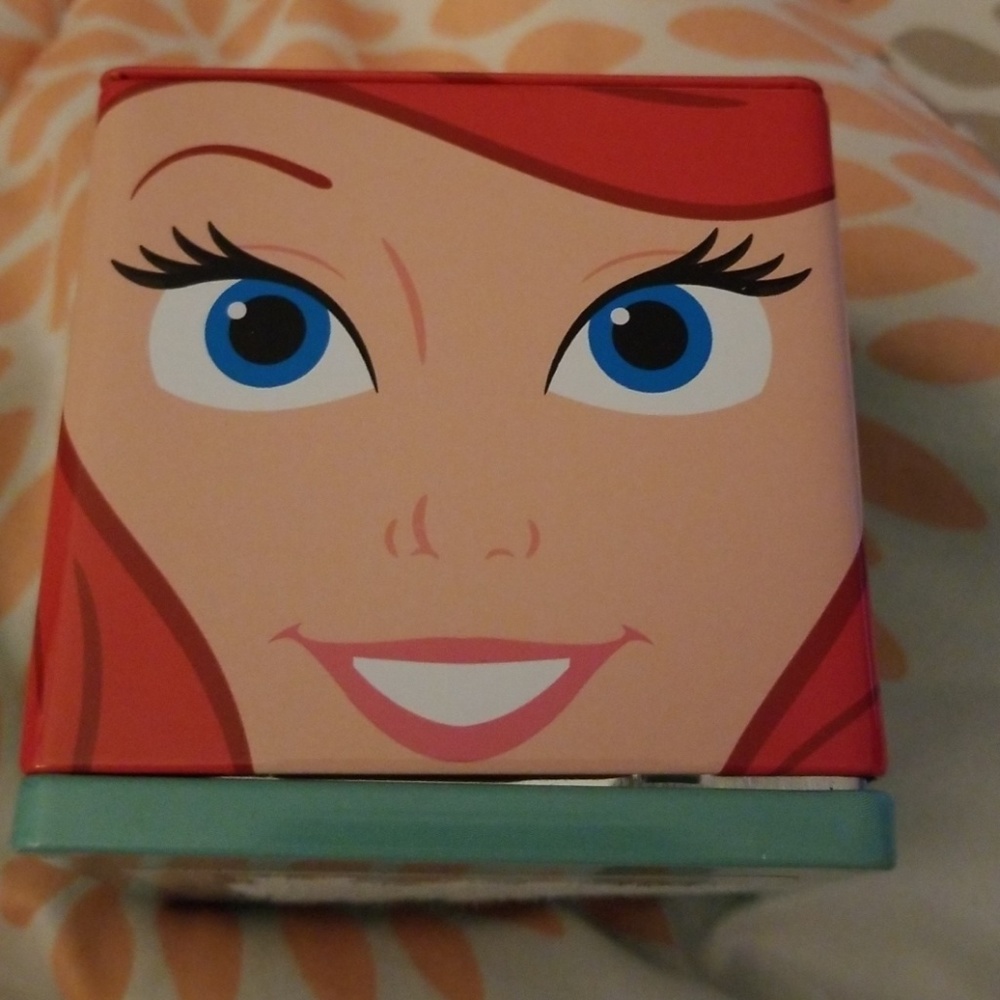 Ariel tin